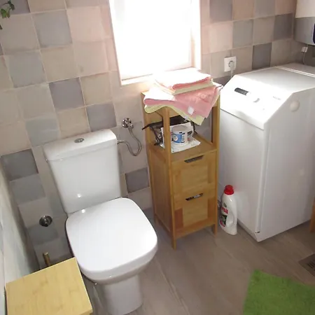 Apartment Studio Perucac Perucac